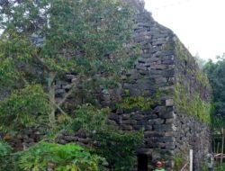 Inilah penampakan Rumah Batu di Ngawi, Sekilas Tampak Seperti Candi
