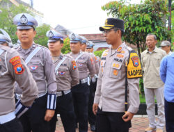 Tingkatkan Disiplin, Kapolres Ngawi Cek Sikap Tampang Anggota