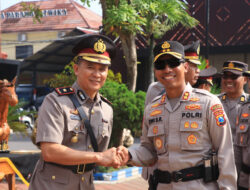 Kapolres Pimpin Upacara Sertijab Pejabat Utama dan Kapolsek Polres Ngawi
