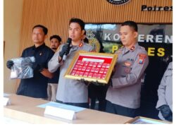 Satresnarkoba Polres Ngawi Tangkap Pengedar Sabu di Depan Kantor Kecamatan
