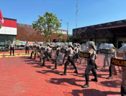 Sat Samapta Polres Ngawi Latihan Dalmas Jelang May Day